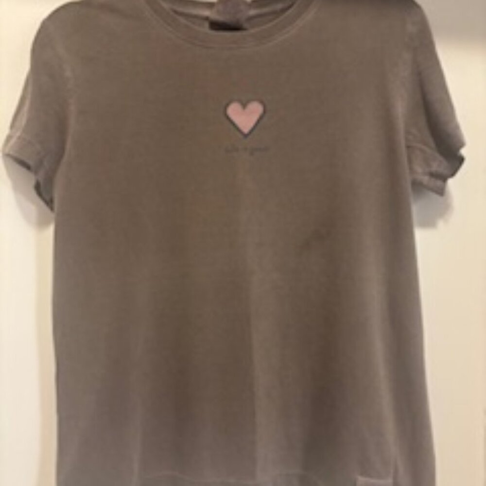 Life Is Good Women's Short Sleeve Shirt With Heart Size Small